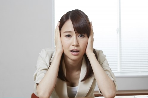 女性モデル08_困る3-1