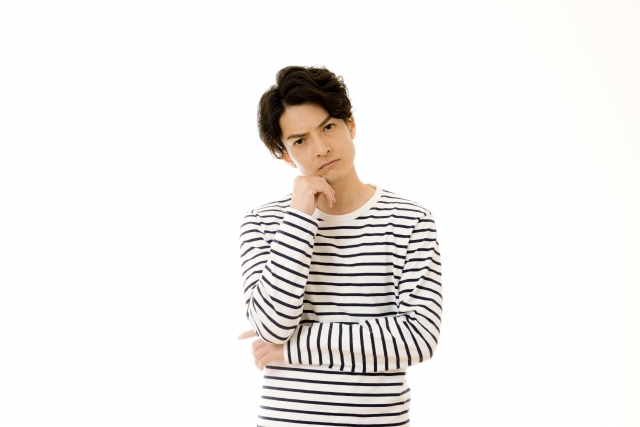 男性031_悩む1